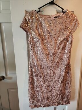 Jessica Howard Rose Gold Sequin Sheath Mini Dress